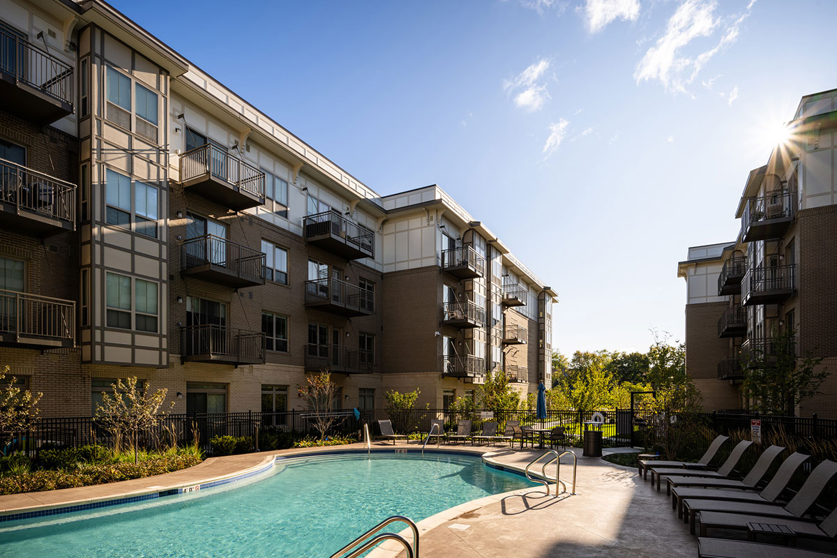 Amenities 1 | The The Quin Schaumburg Apartments