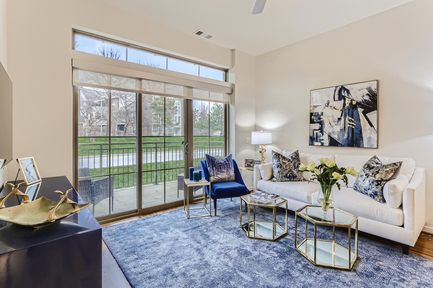 The Quin | Schaumburg Apartments